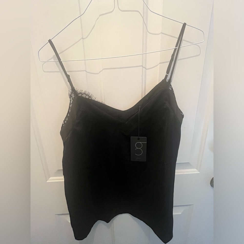NWT Women’s Gibsonlook Black Camisole with Black Lace Trim, Size Large